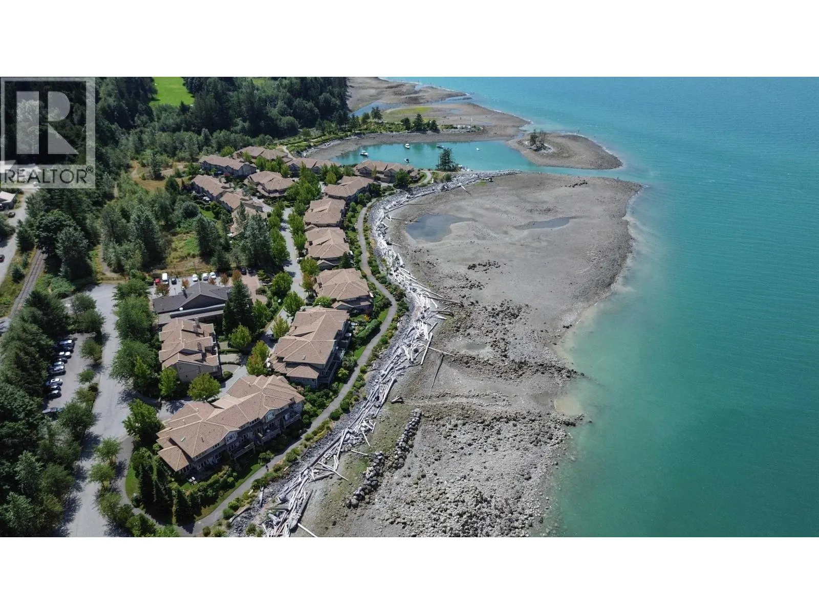 7 BEACH DRIVE