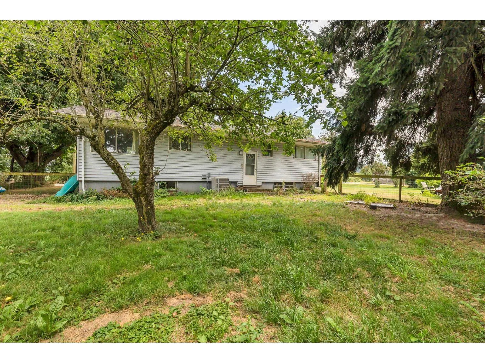 8591 HOWELL ROAD