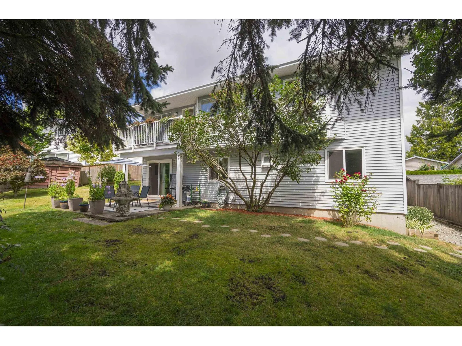 6743 196B PLACE