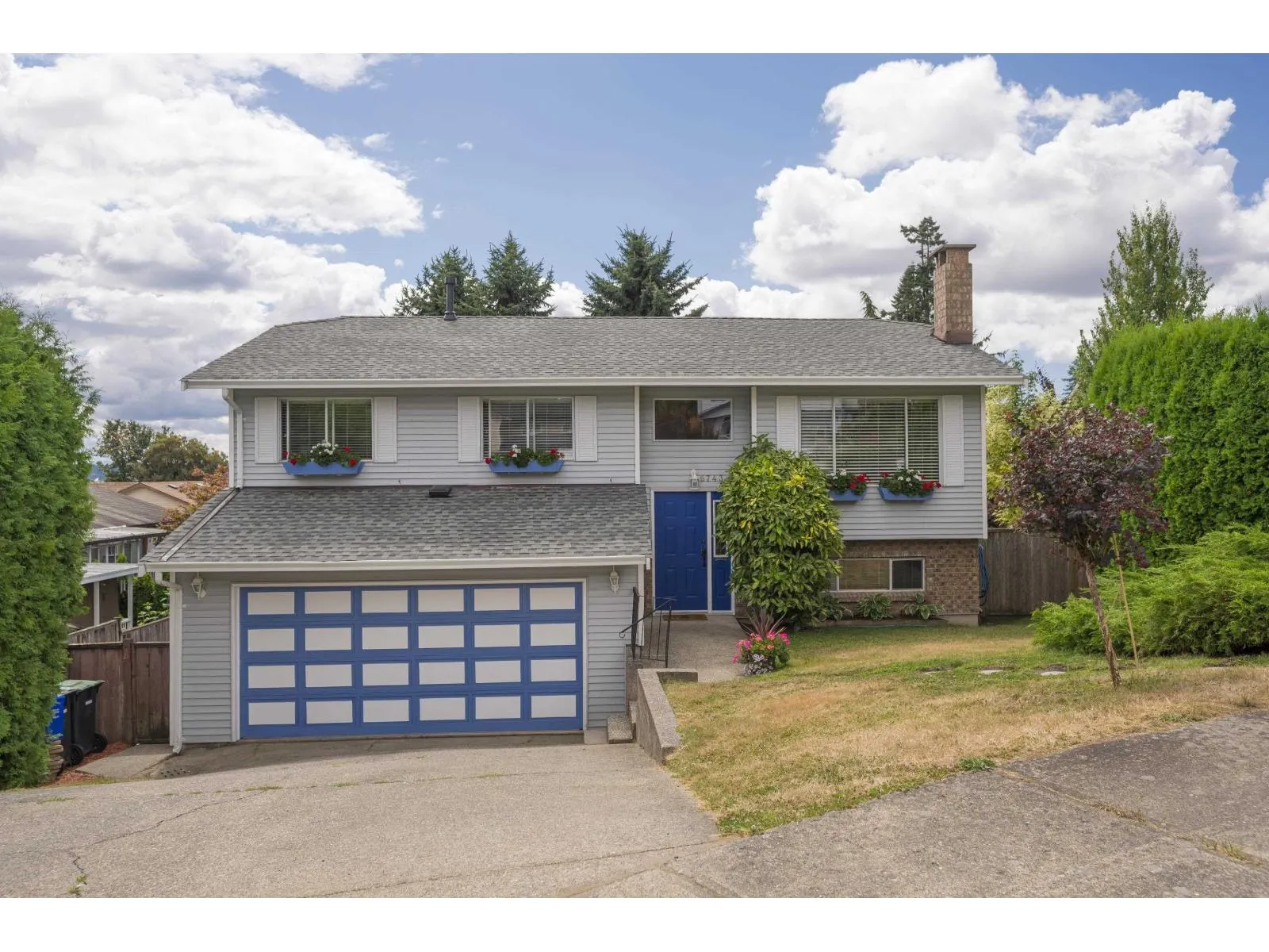 6743 196B PLACE
