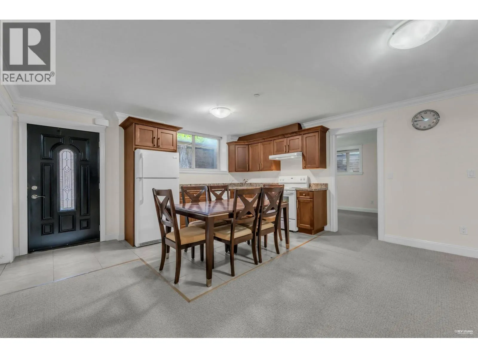 1118 CRESTLINE ROAD