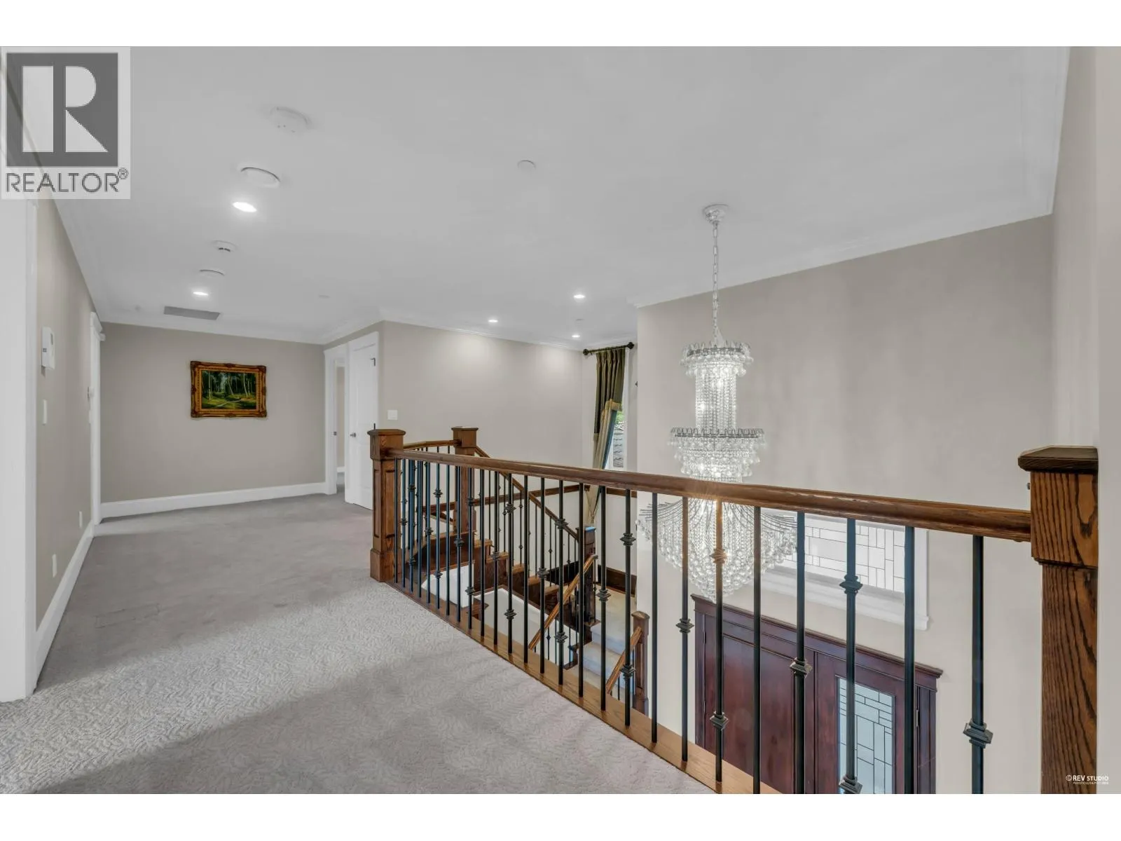 1118 CRESTLINE ROAD