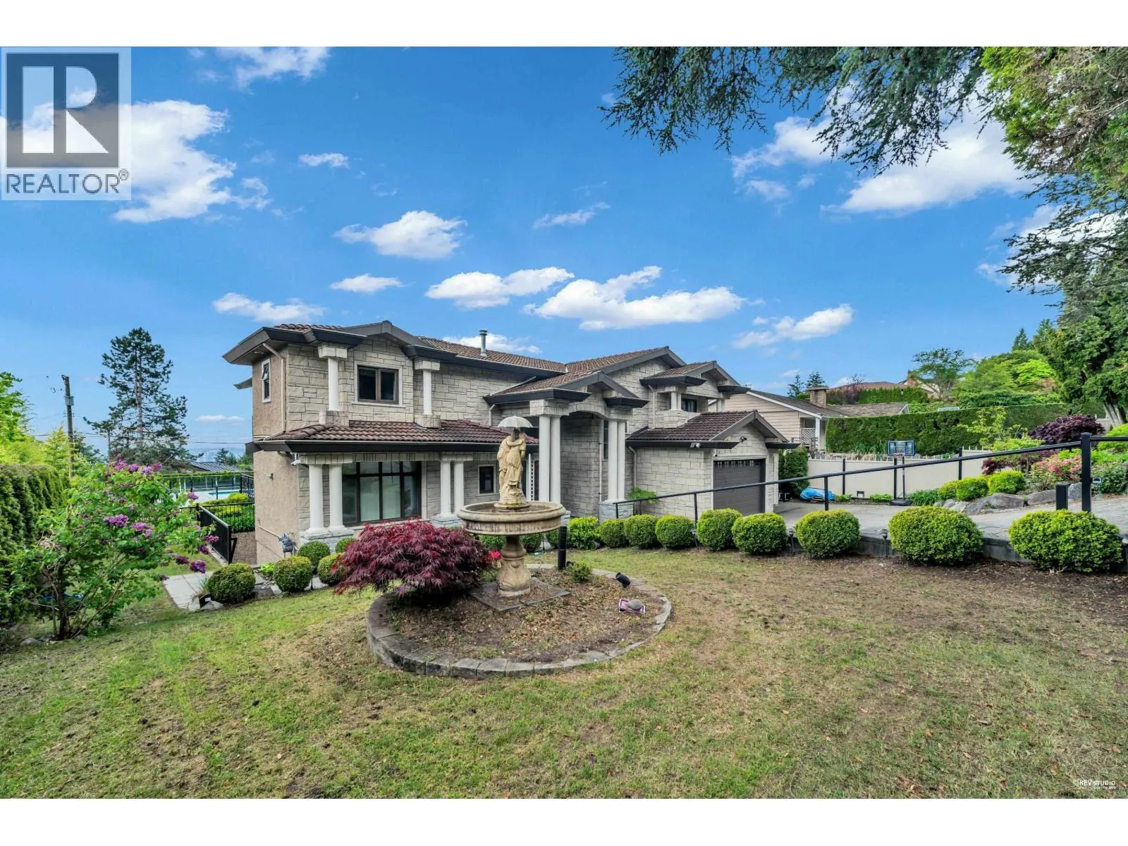 1118 CRESTLINE ROAD