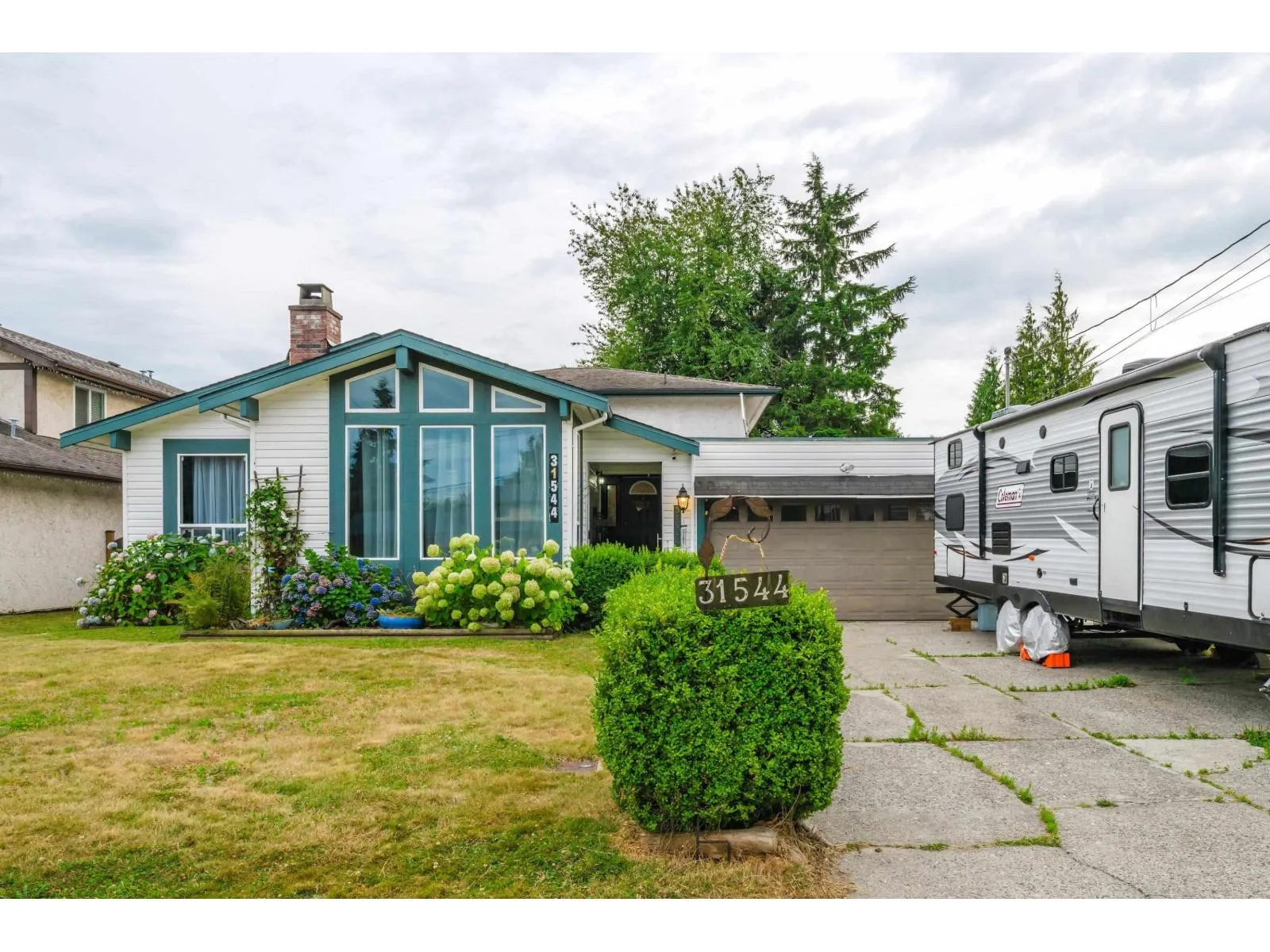 31544 SUNNYSIDE CRESCENT