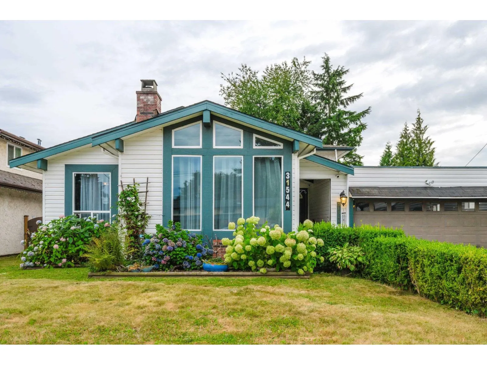 31544 SUNNYSIDE CRESCENT