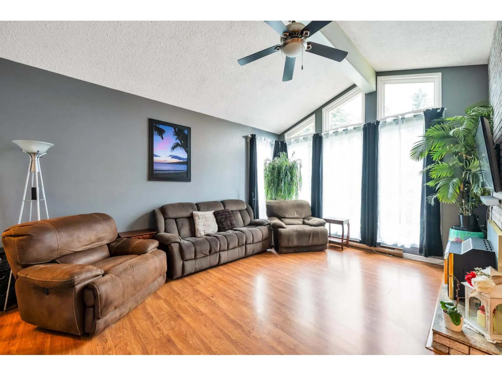 31544 SUNNYSIDE CRESCENT