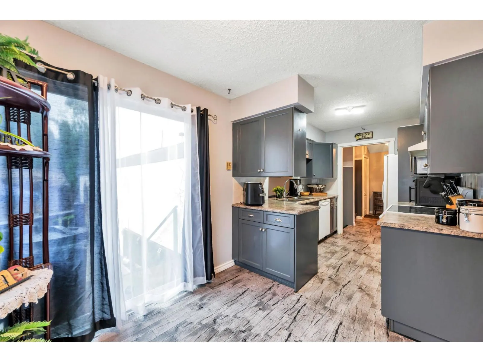 31544 SUNNYSIDE CRESCENT
