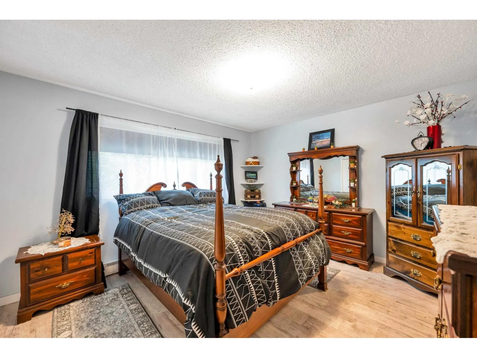 31544 SUNNYSIDE CRESCENT