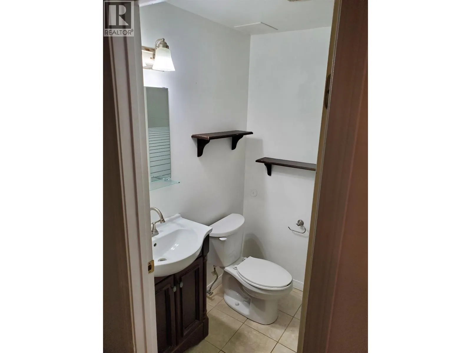 BSMT 2966 COVE PLACE