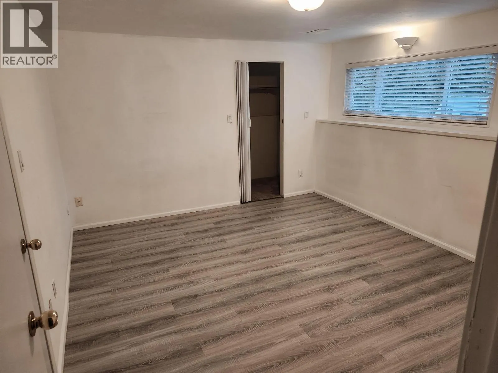 BSMT 2966 COVE PLACE