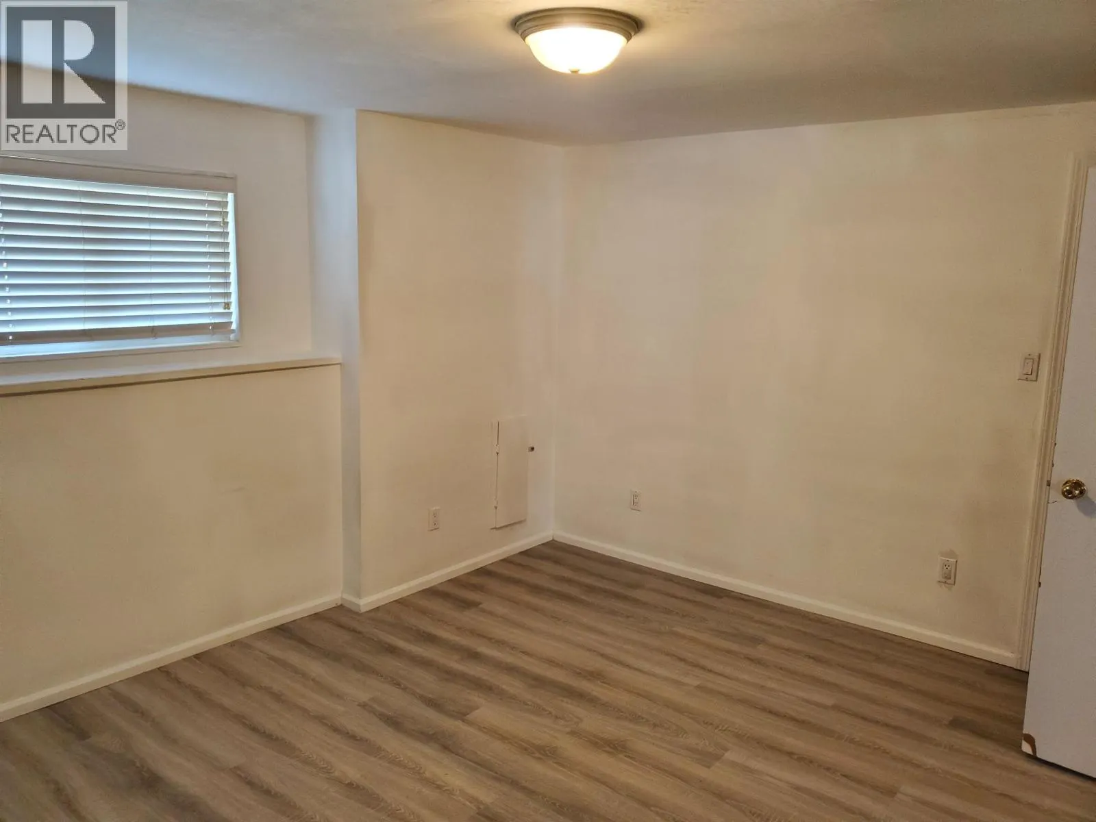 BSMT 2966 COVE PLACE