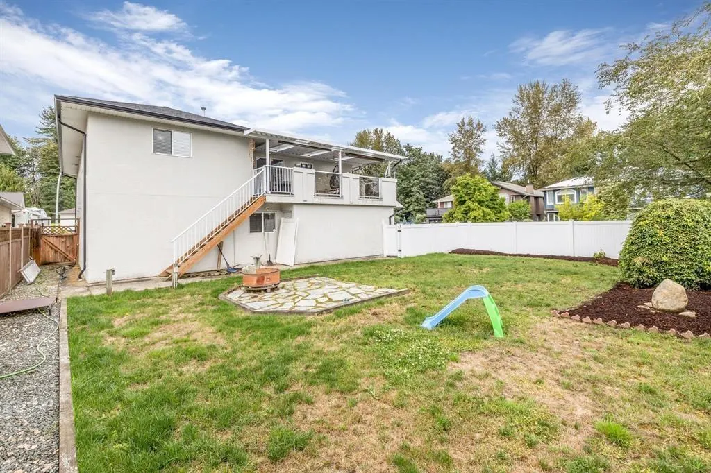 8351 MILLER CRESCENT