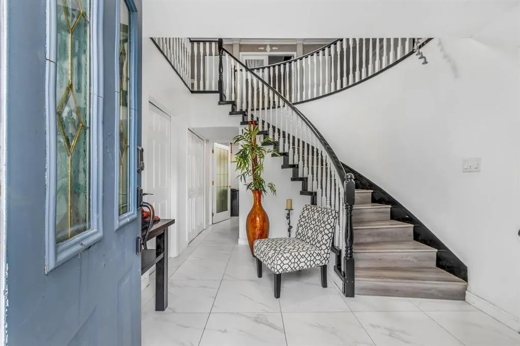 8351 MILLER CRESCENT
