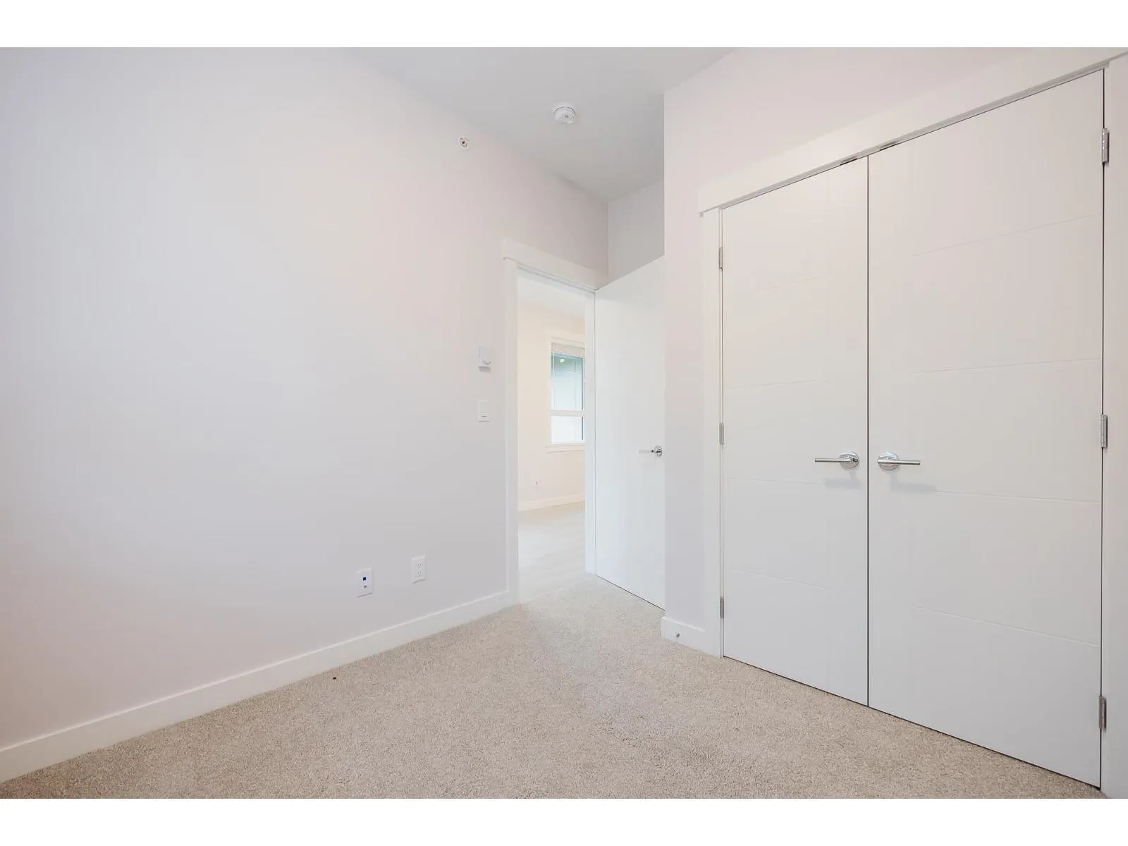 406 32690 14TH AVENUE