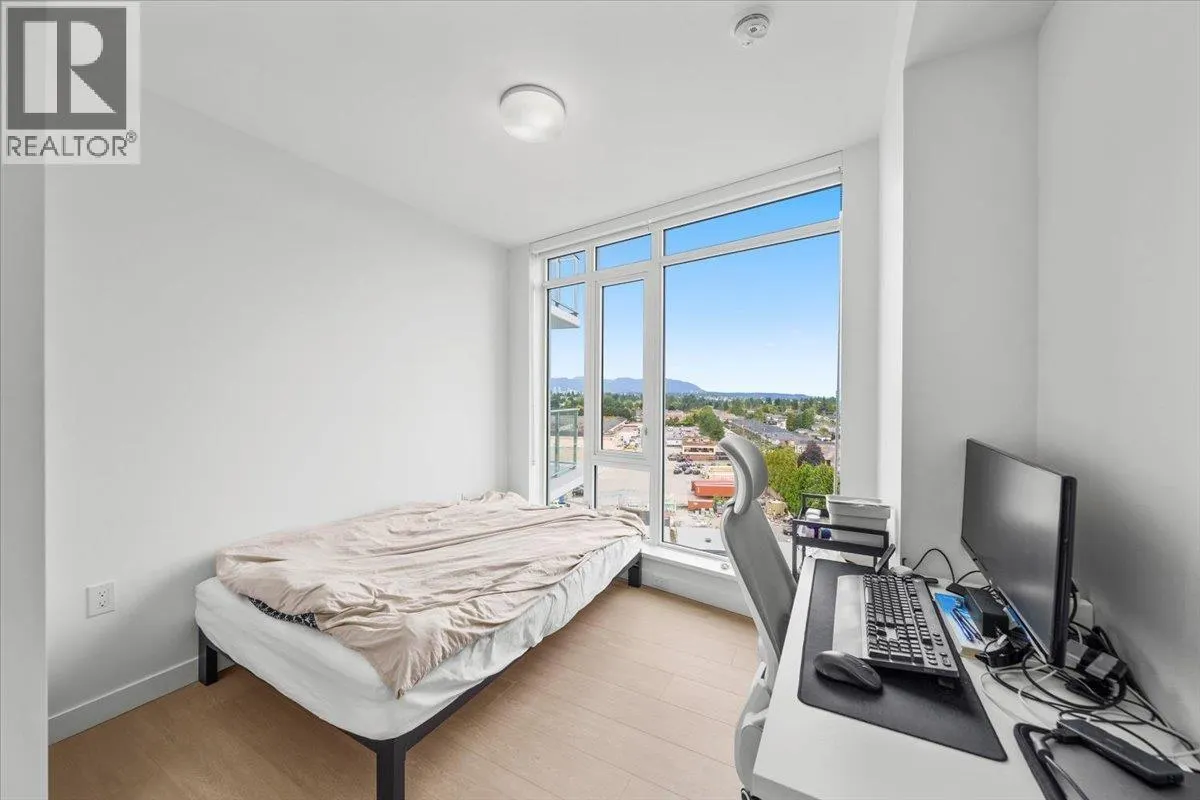 1001 7769 PARK CRESCENT