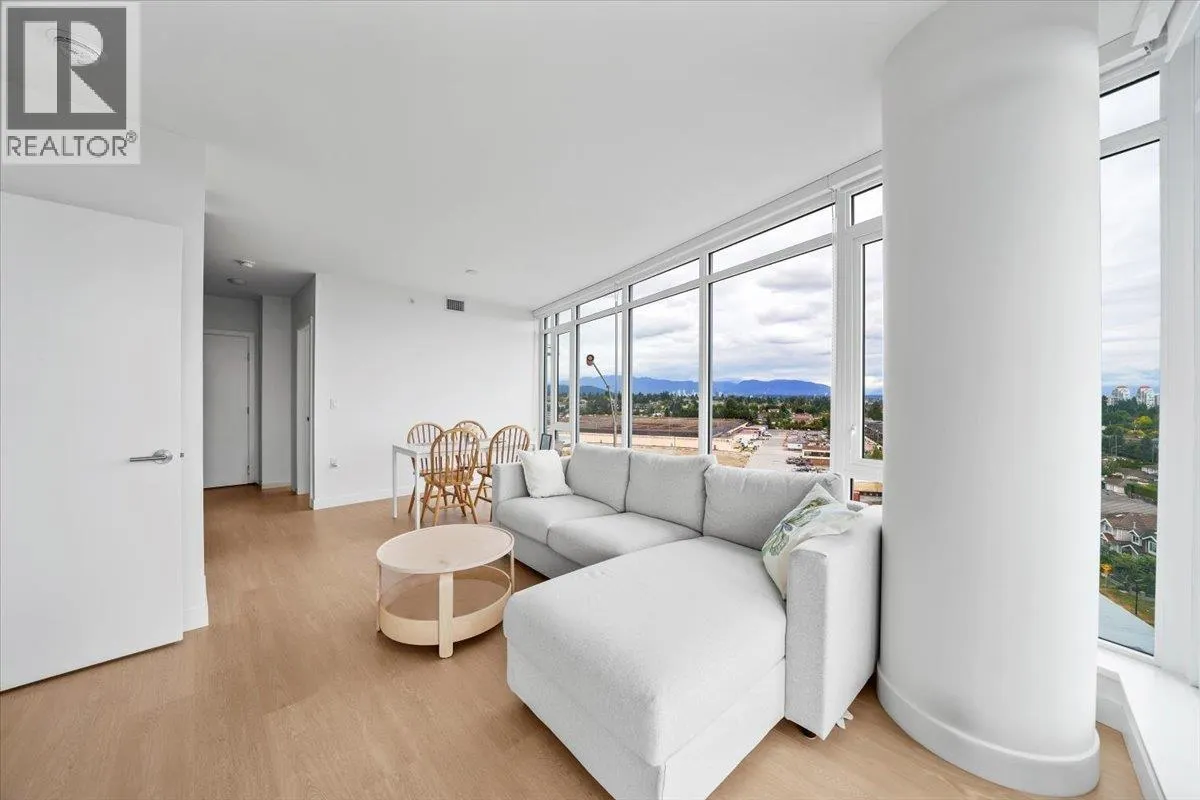 1001 7769 PARK CRESCENT
