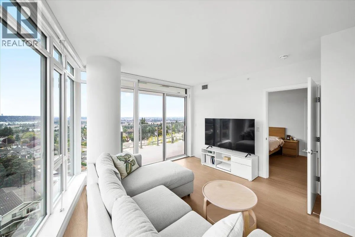 1001 7769 PARK CRESCENT