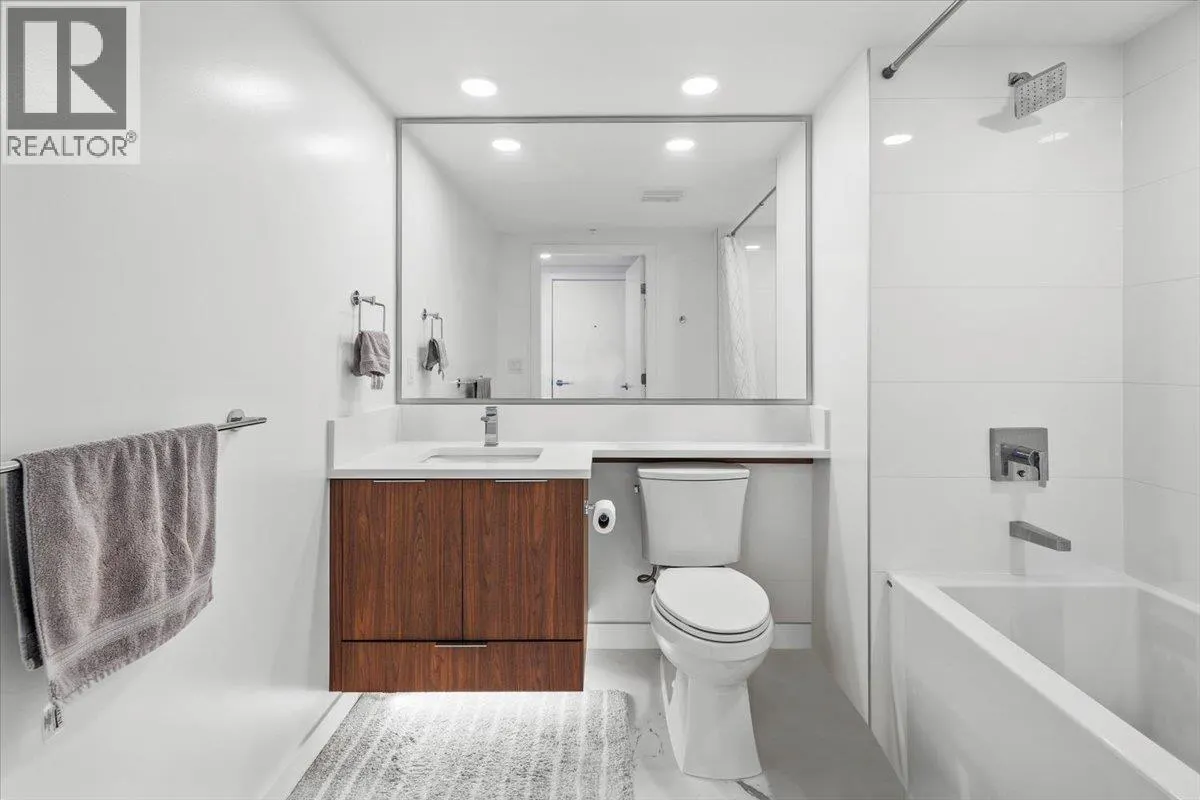 1001 7769 PARK CRESCENT