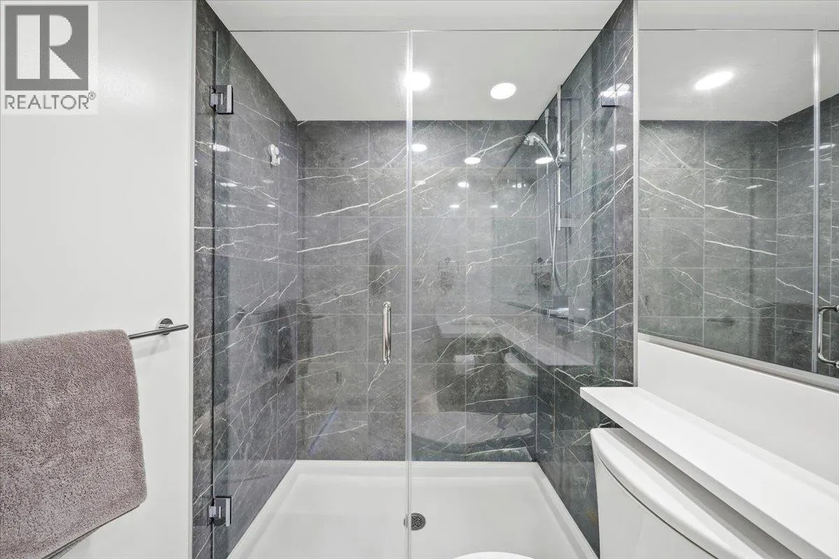1001 7769 PARK CRESCENT