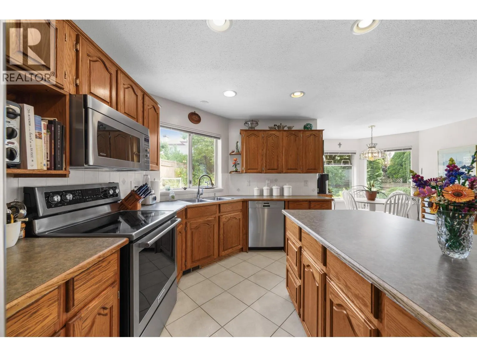 2215 SORRENTO DRIVE
