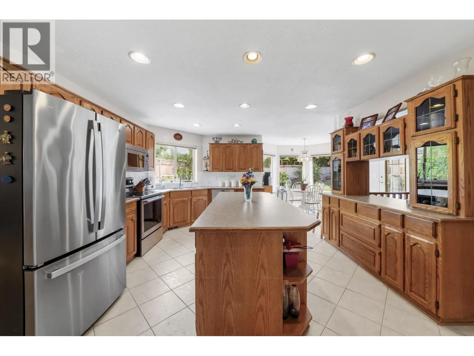 2215 SORRENTO DRIVE