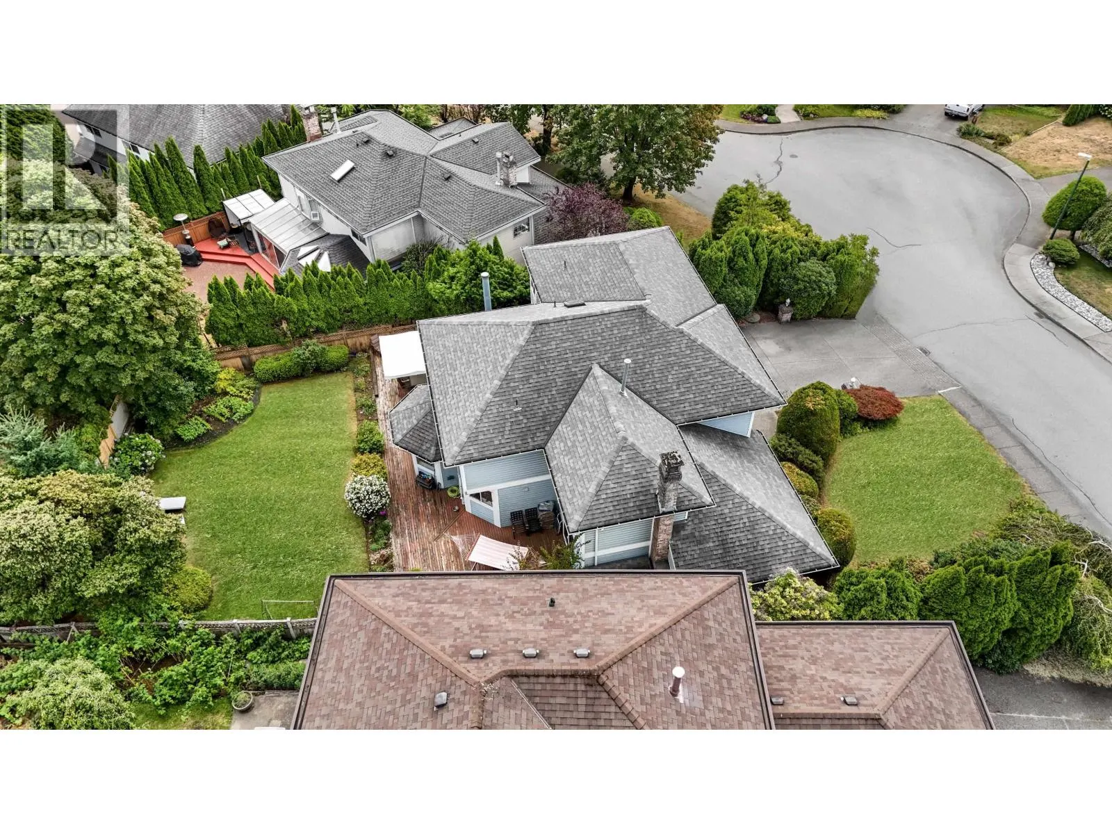 2215 SORRENTO DRIVE