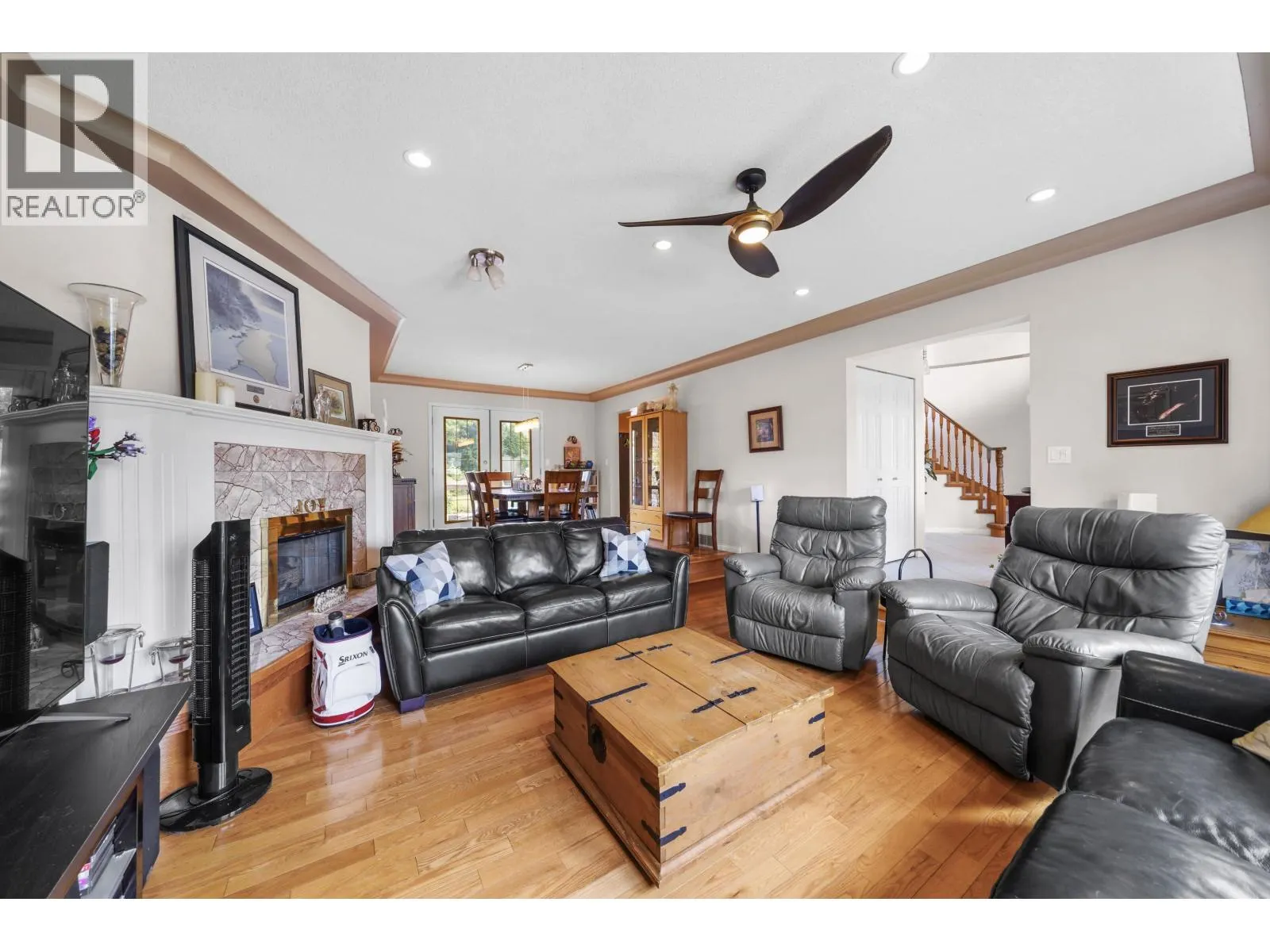 2215 SORRENTO DRIVE