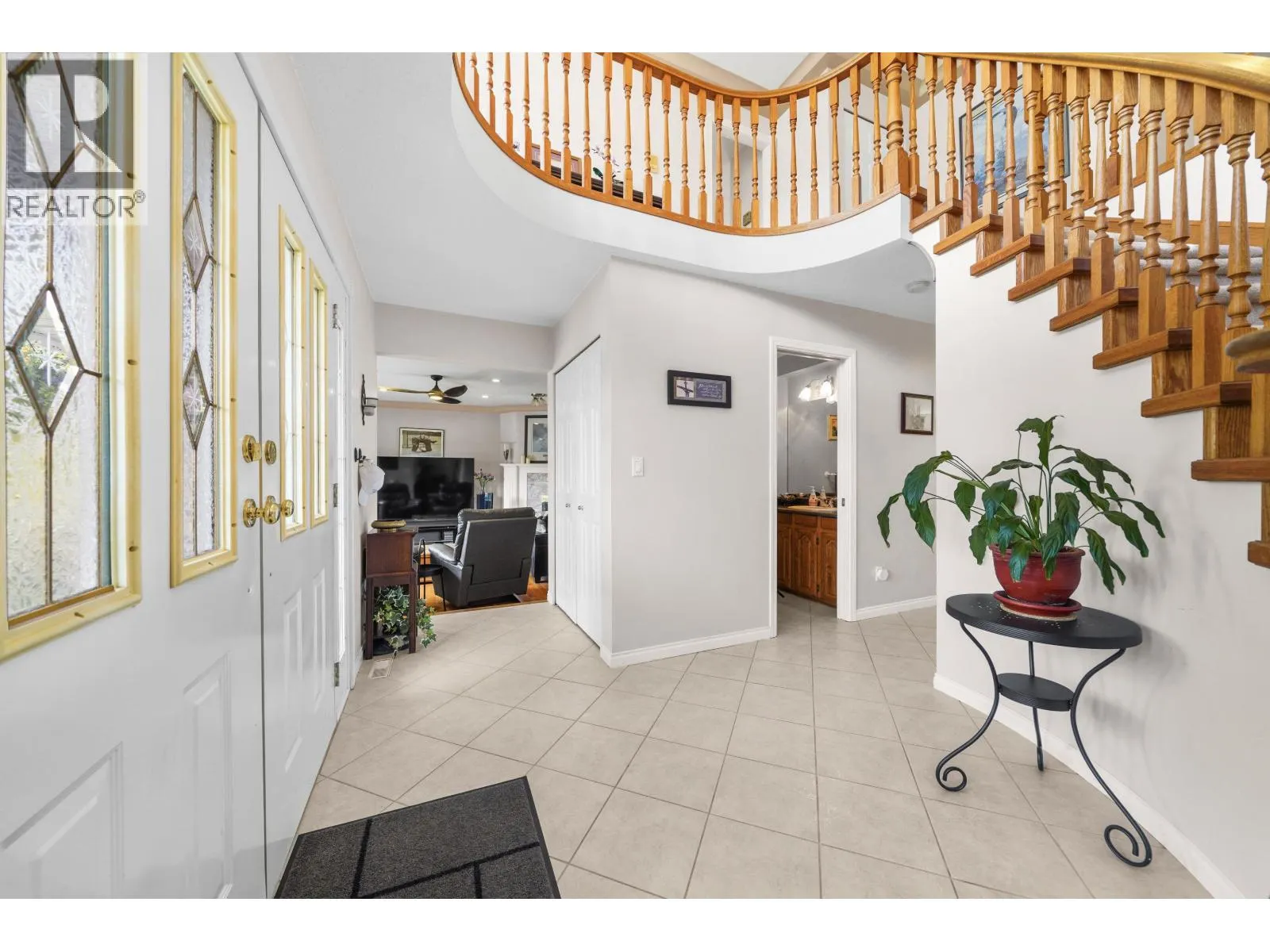2215 SORRENTO DRIVE