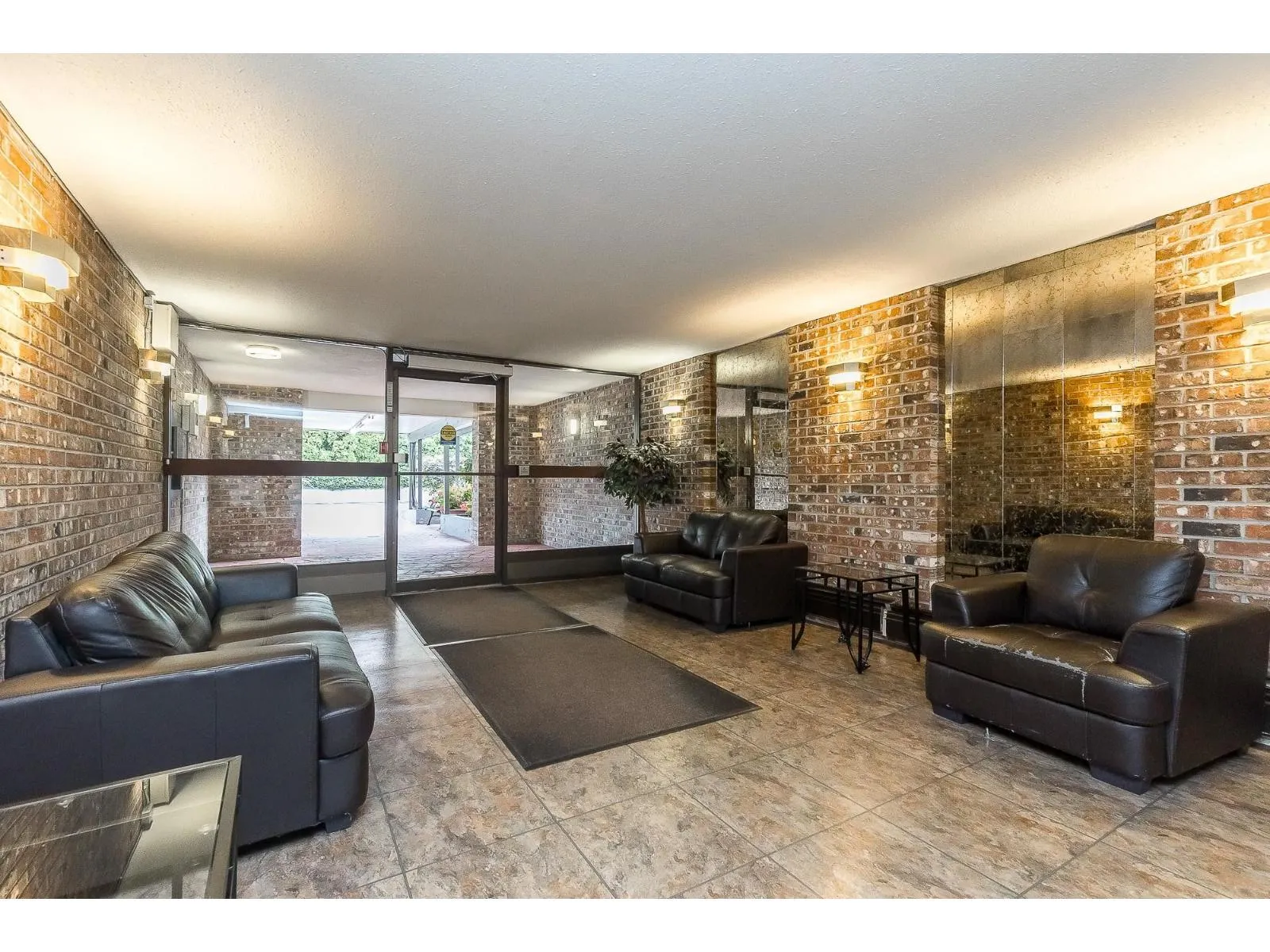 306 32175 OLD YALE ROAD