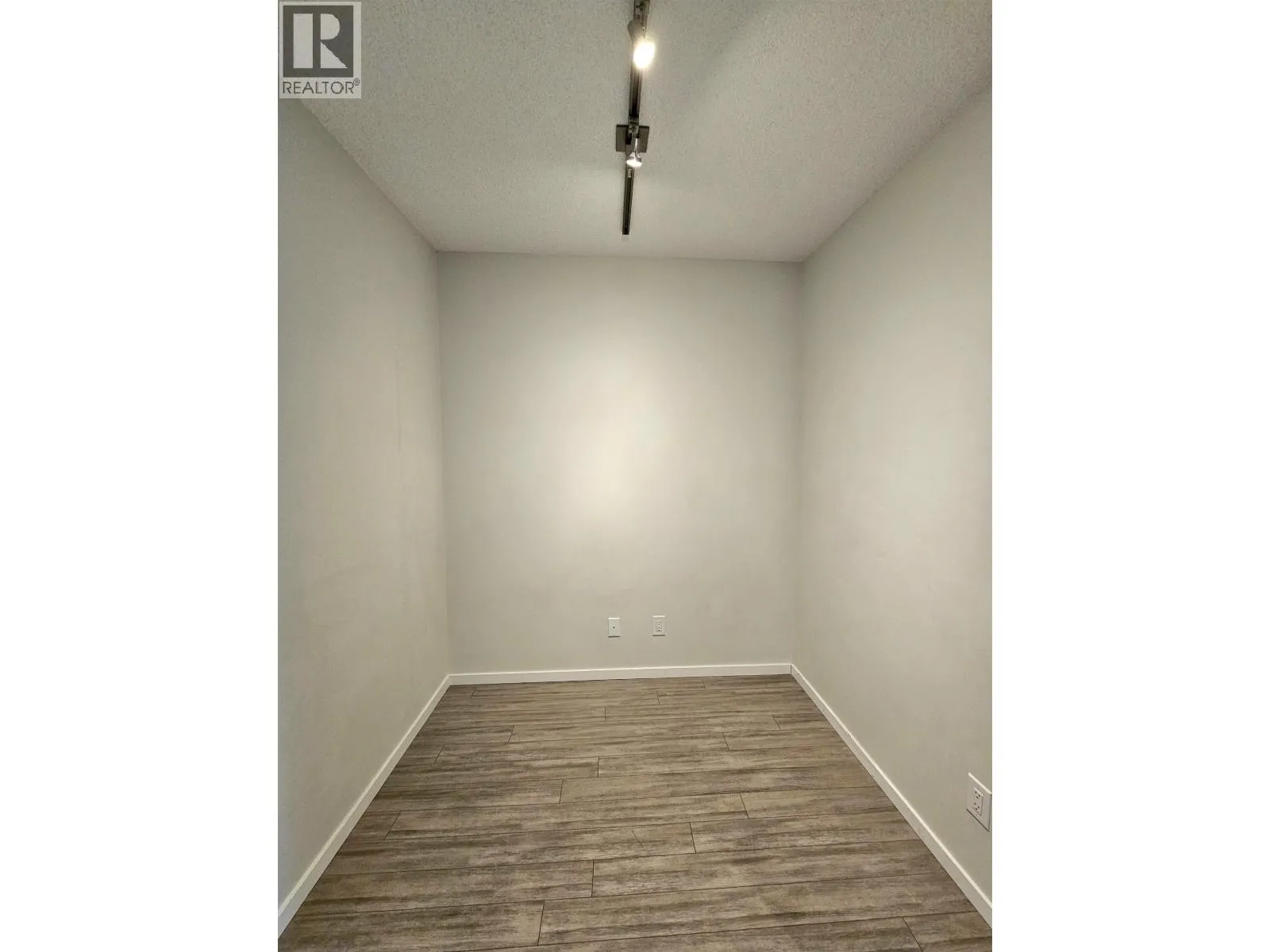 1208 6658 DOW AVENUE