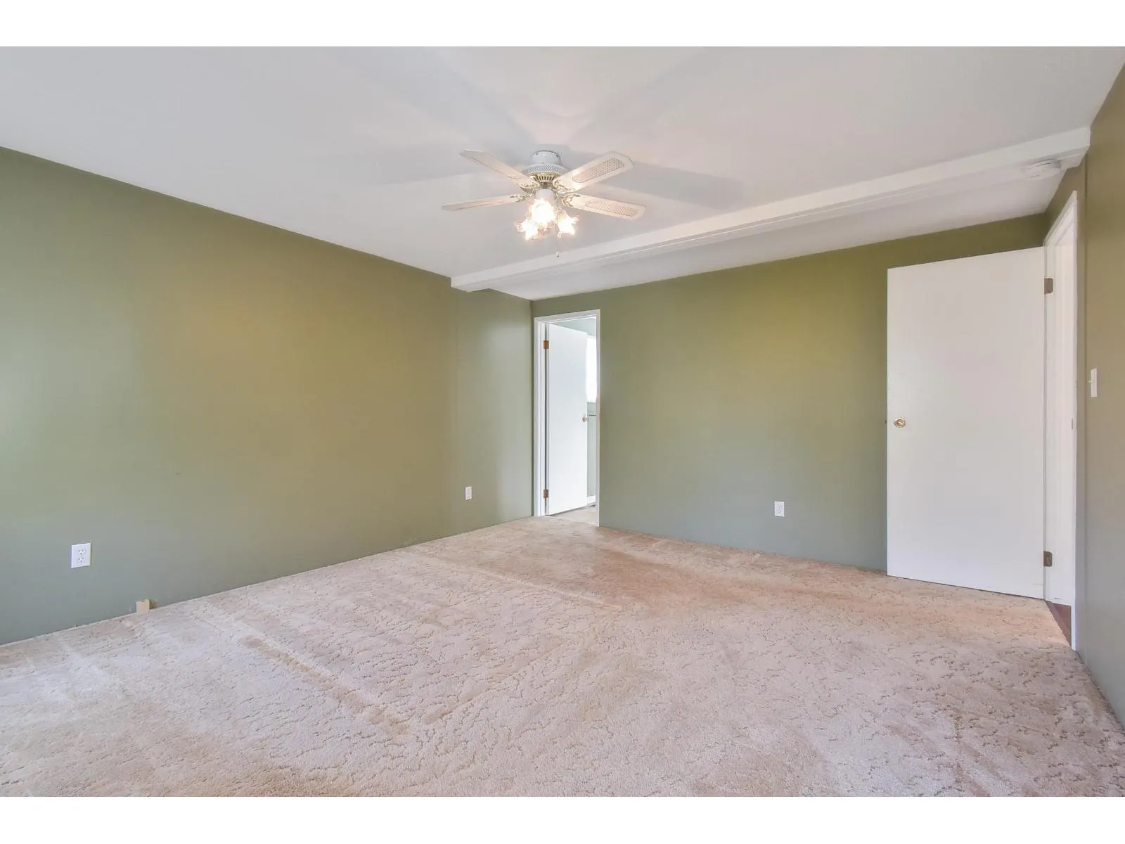 86 2303 CRANLEY DRIVE