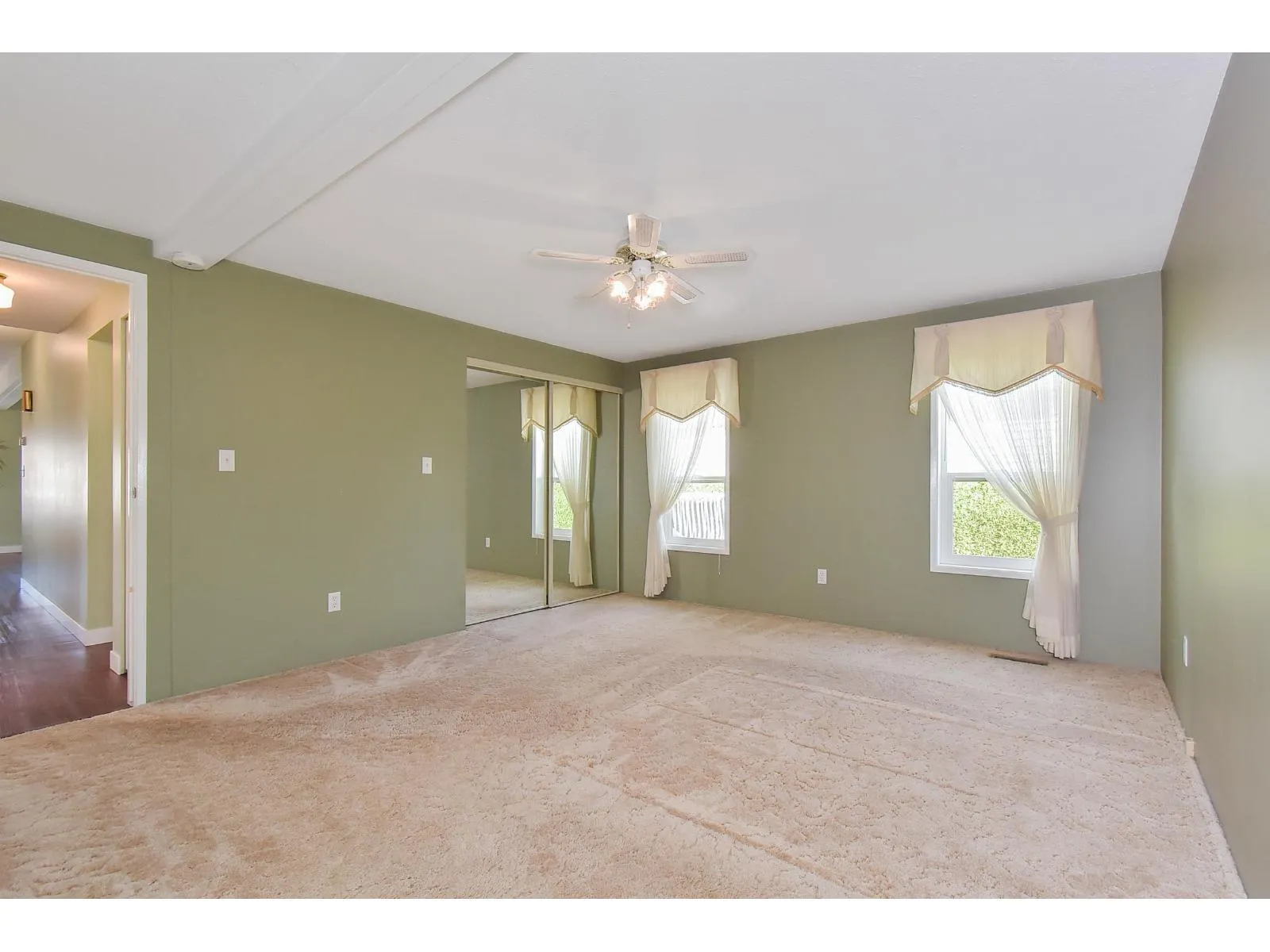 86 2303 CRANLEY DRIVE