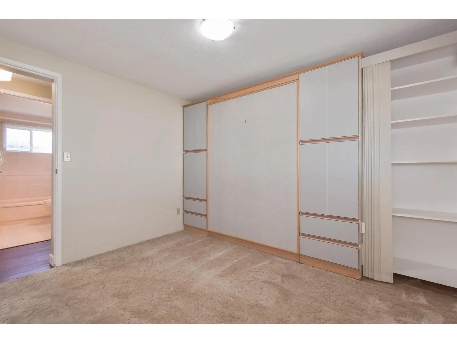 86 2303 CRANLEY DRIVE