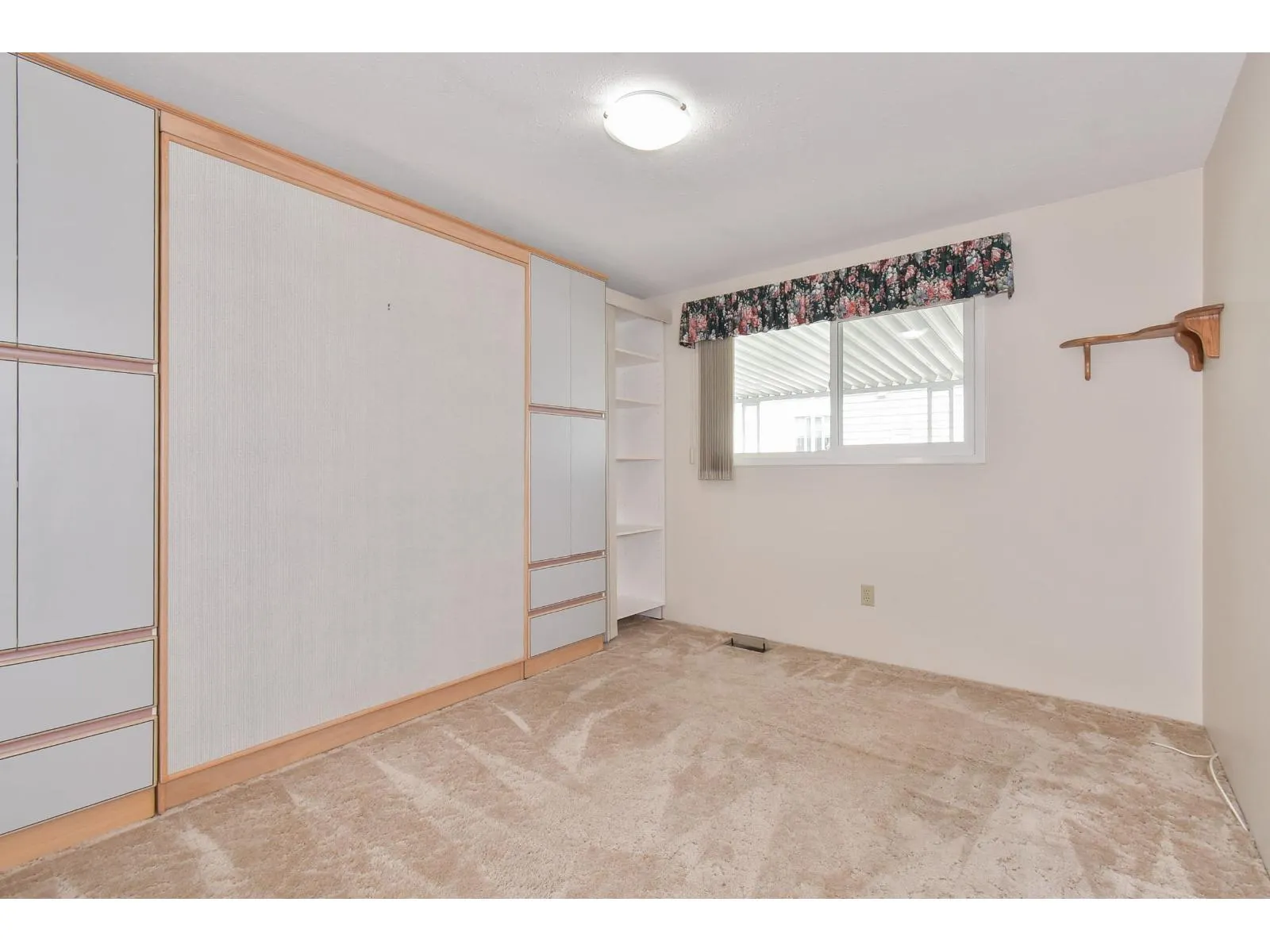 86 2303 CRANLEY DRIVE