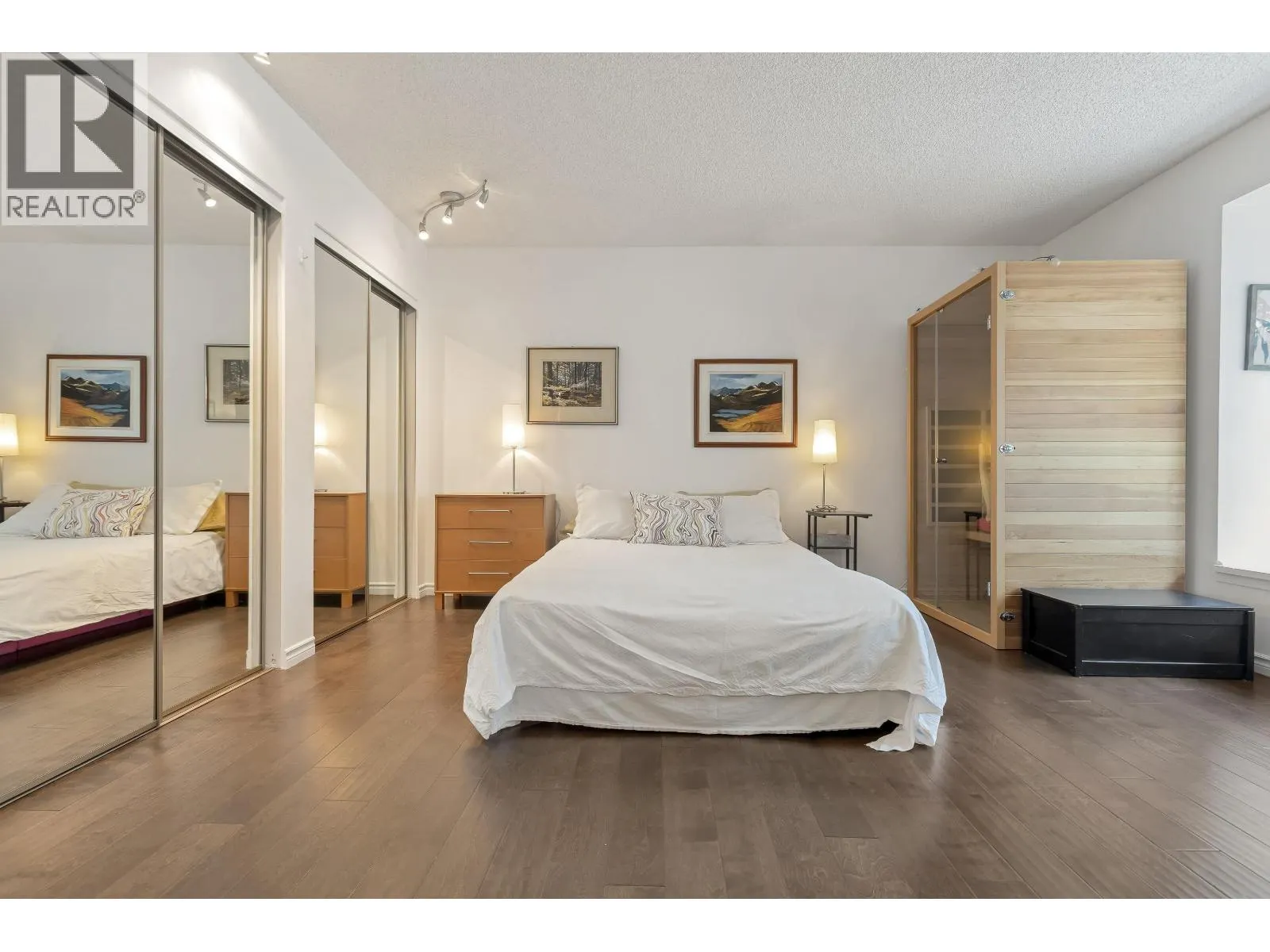43 1140 FALCON DRIVE