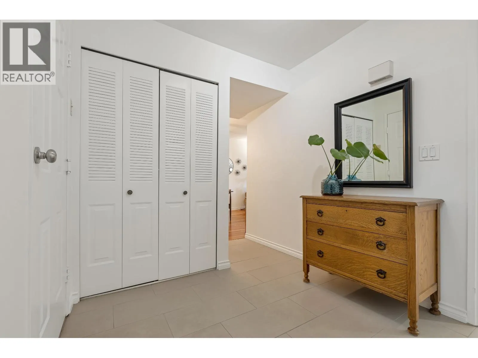 43 1140 FALCON DRIVE