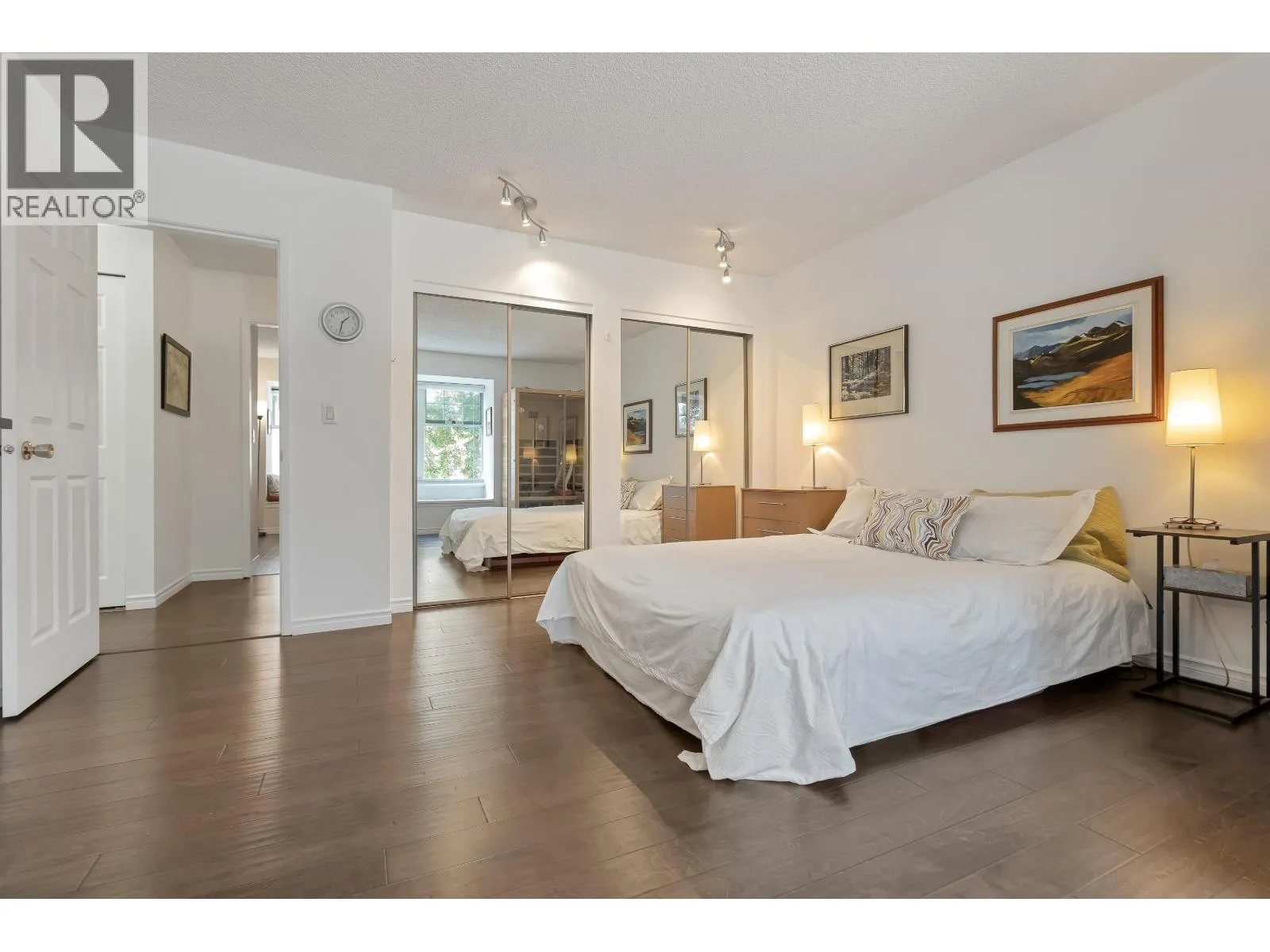 43 1140 FALCON DRIVE