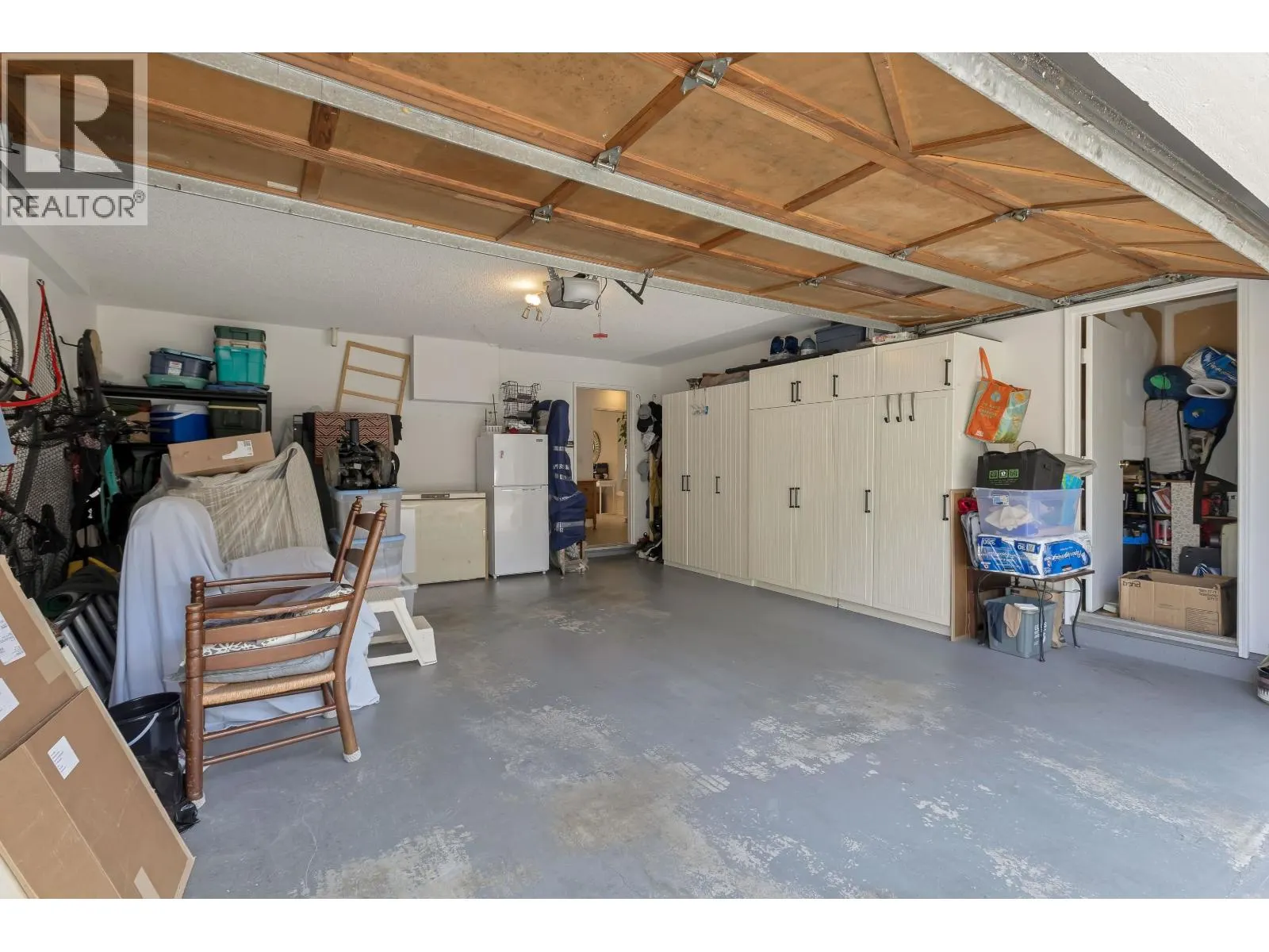 43 1140 FALCON DRIVE