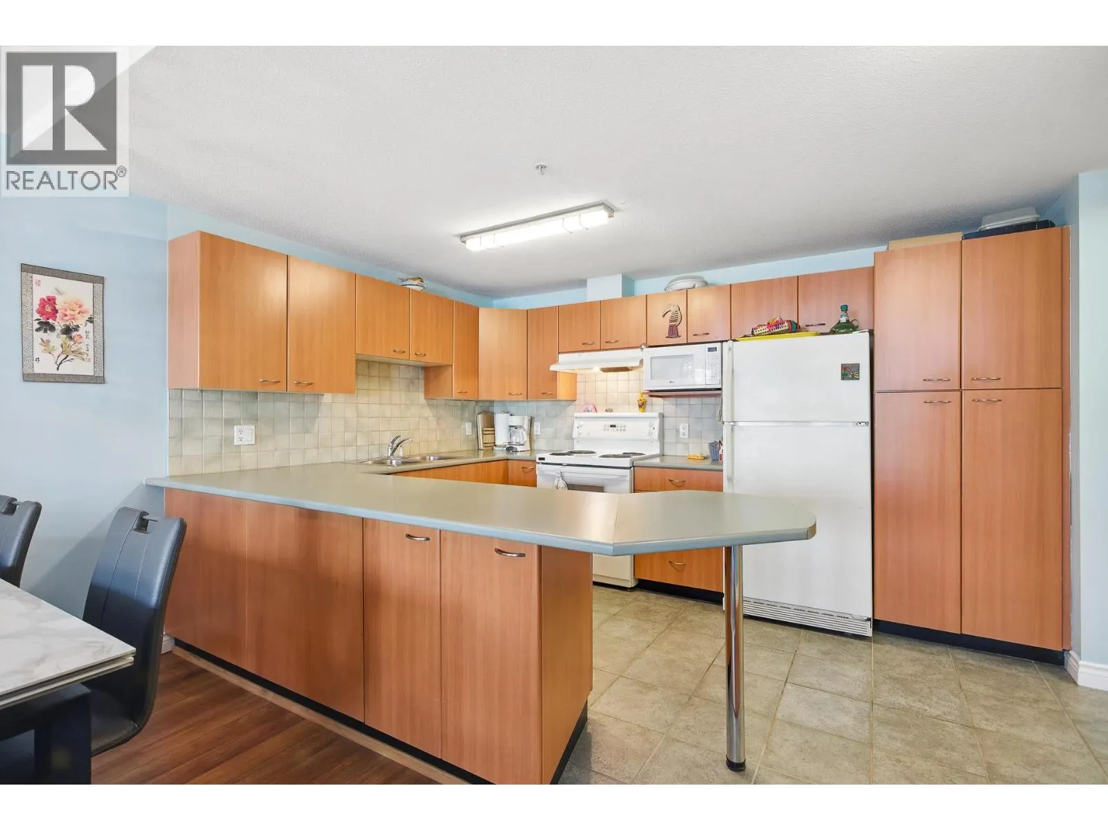 326 2099 LOUGHEED HIGHWAY