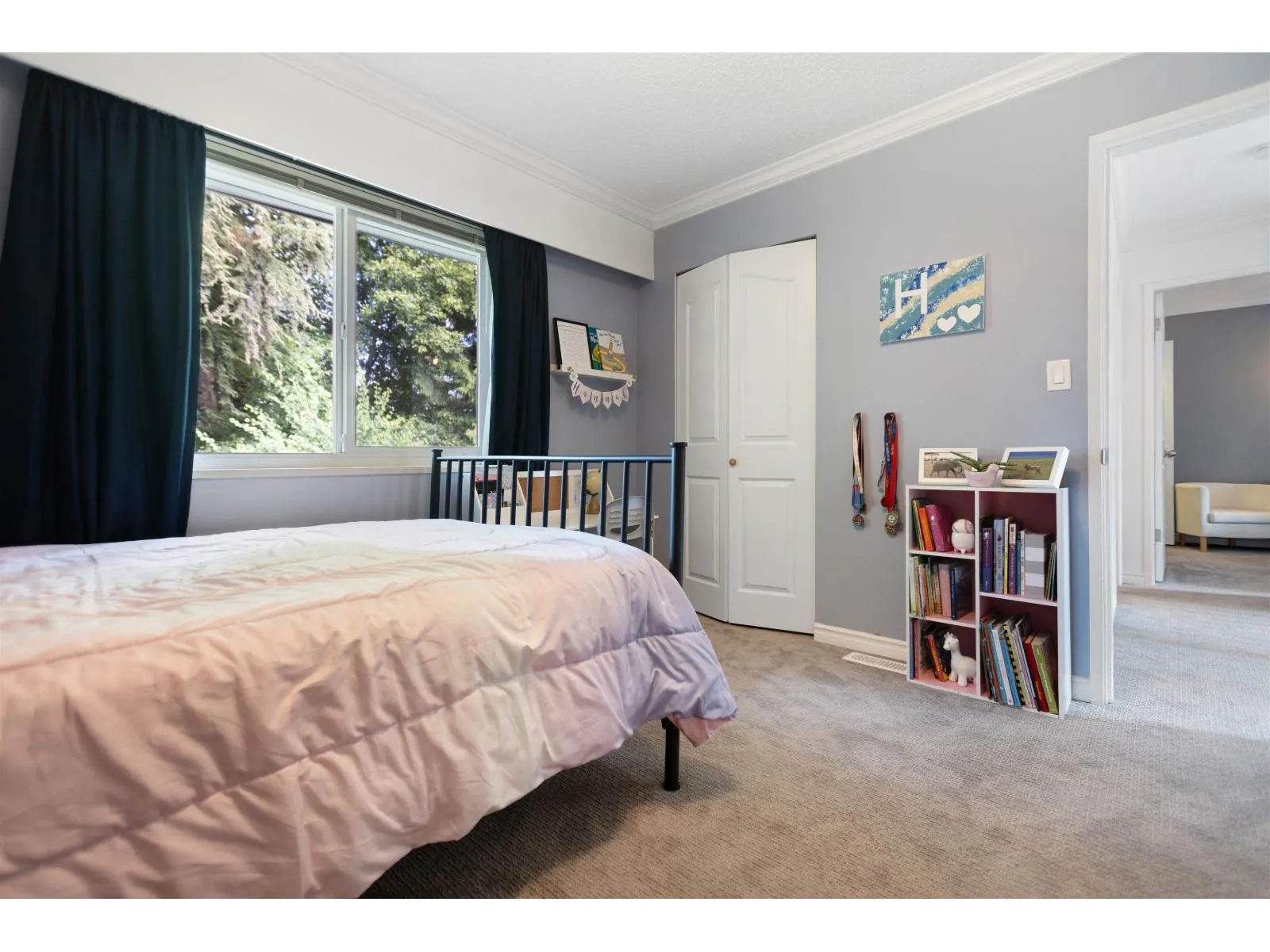 10463 SUNCREST DRIVE