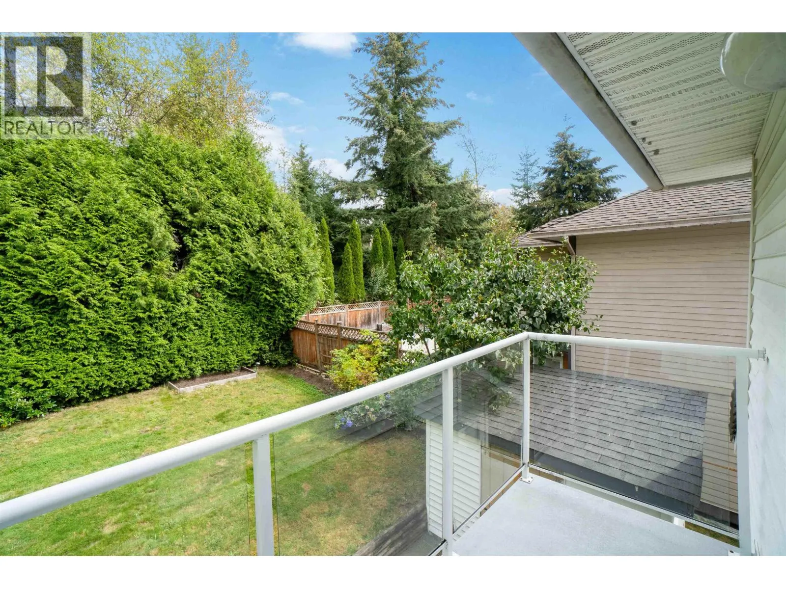 1412 MAGNOLIA PLACE