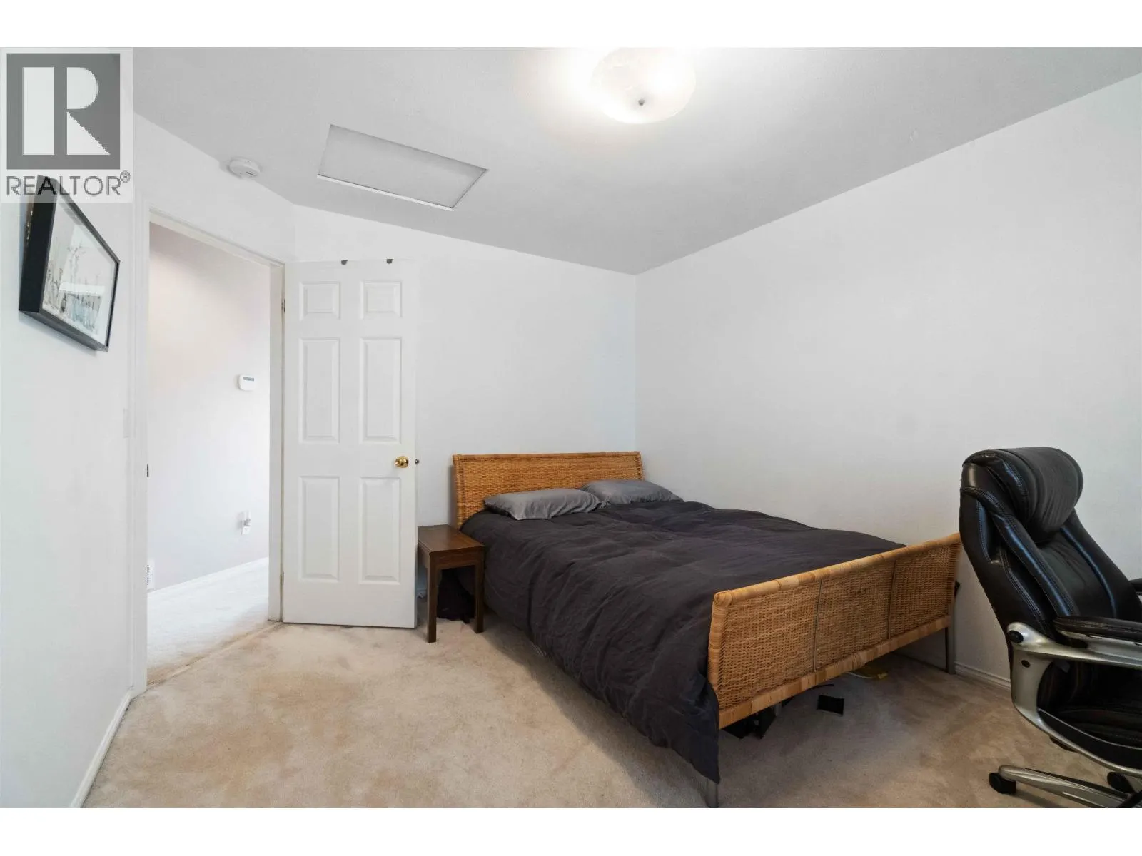 1412 MAGNOLIA PLACE
