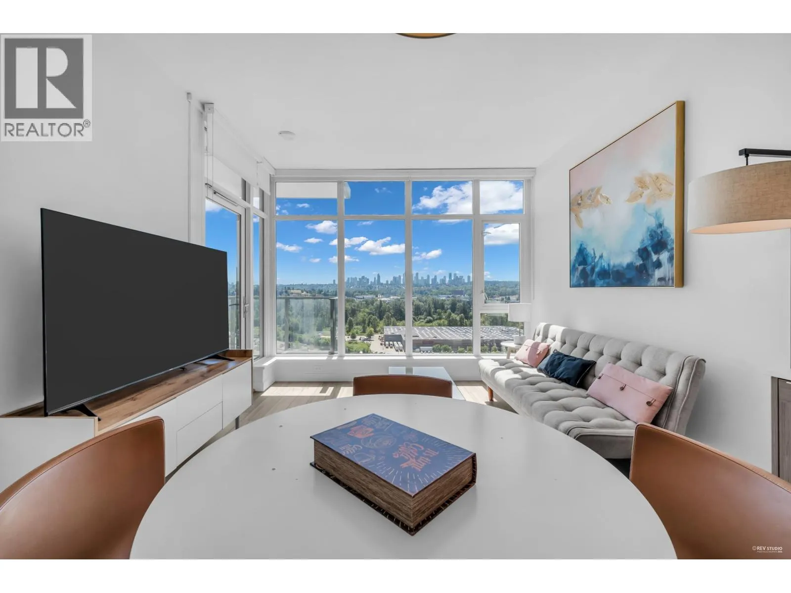 1709 2351 BETA AVENUE