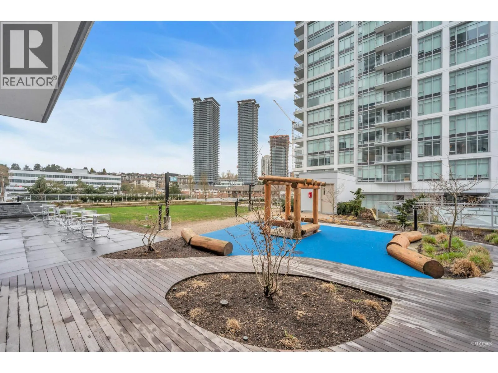 1709 2351 BETA AVENUE