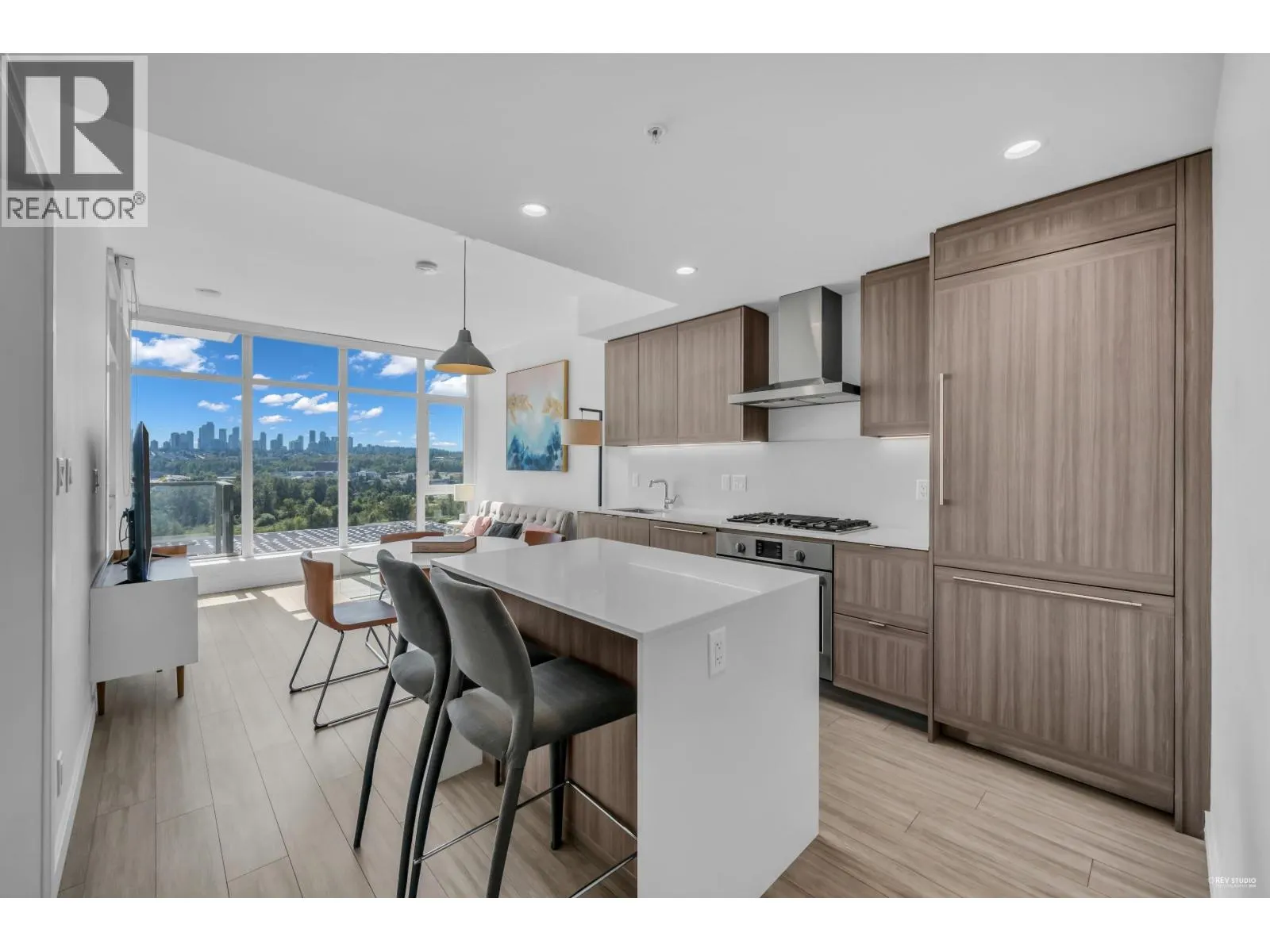 1709 2351 BETA AVENUE