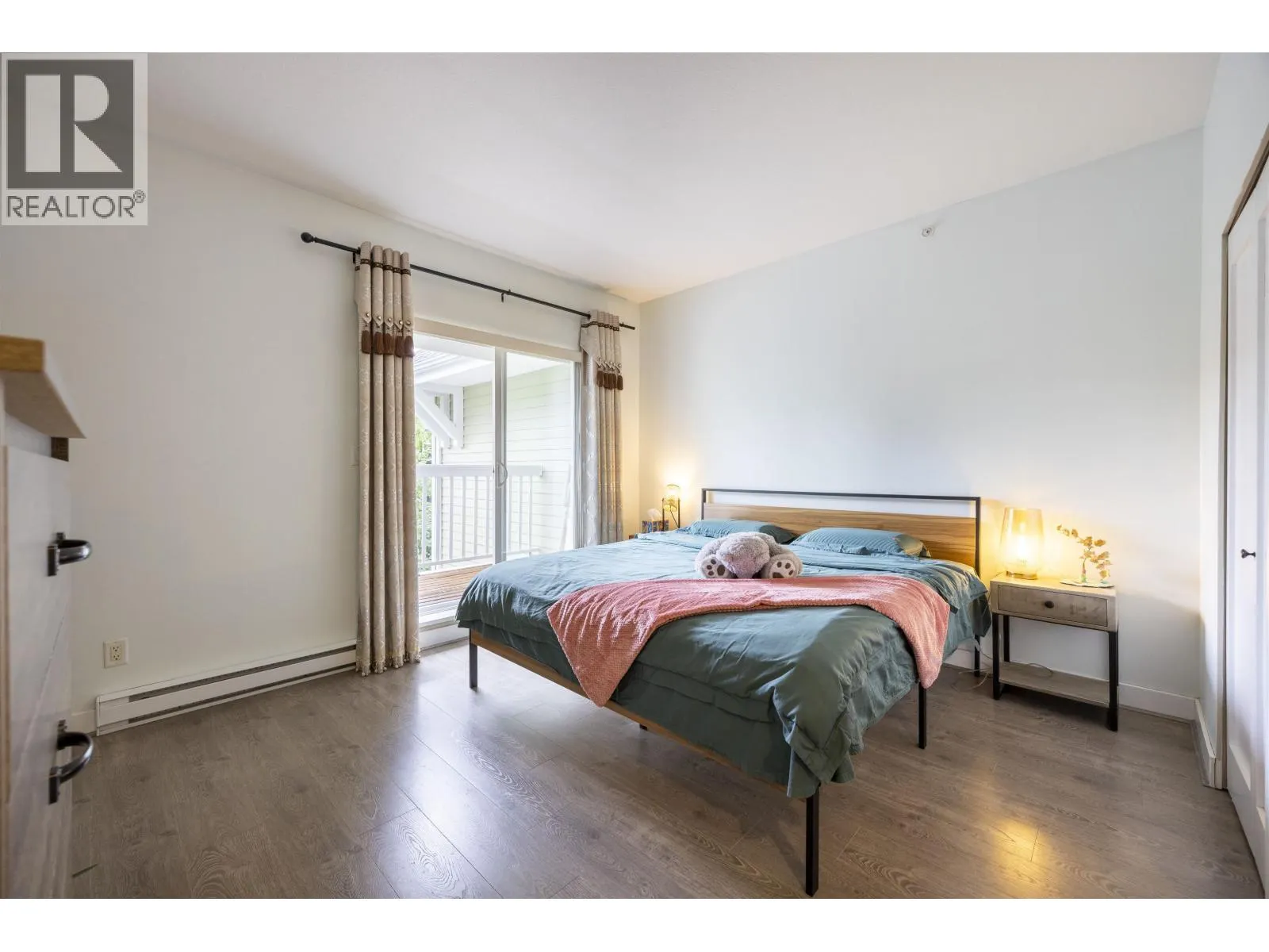 140 7388 MACPHERSON AVENUE