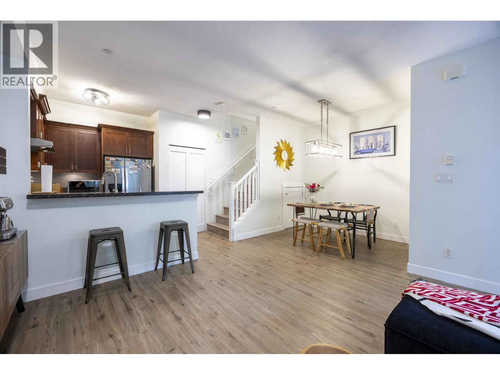 140 7388 MACPHERSON AVENUE
