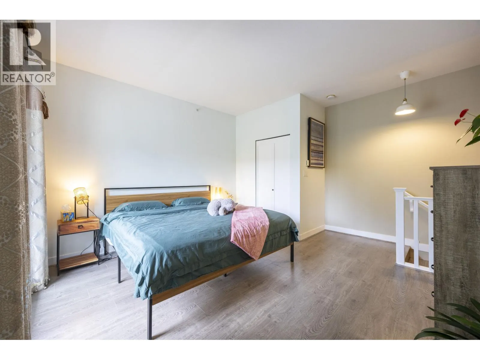 140 7388 MACPHERSON AVENUE