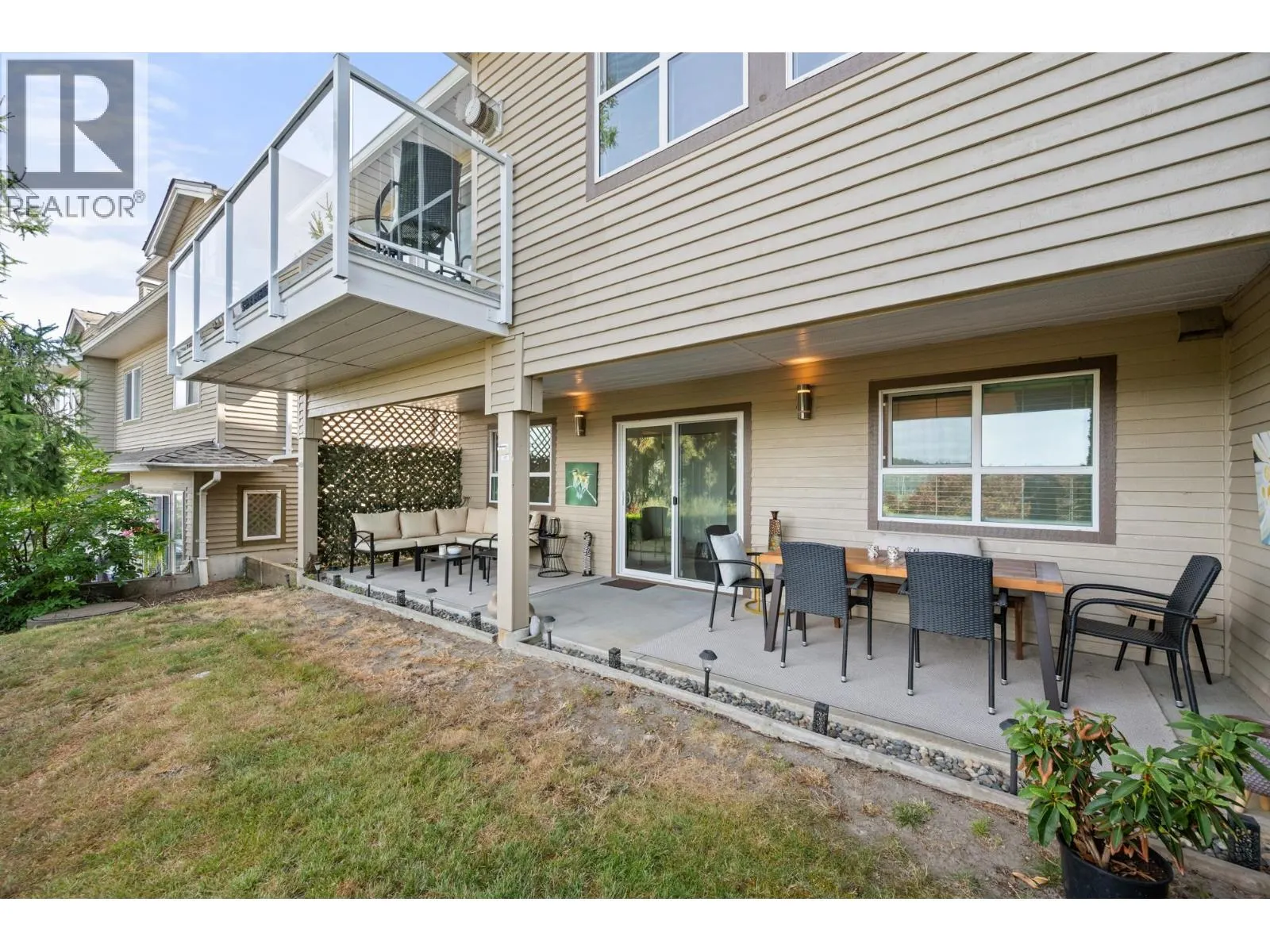 1137 BENNET DRIVE