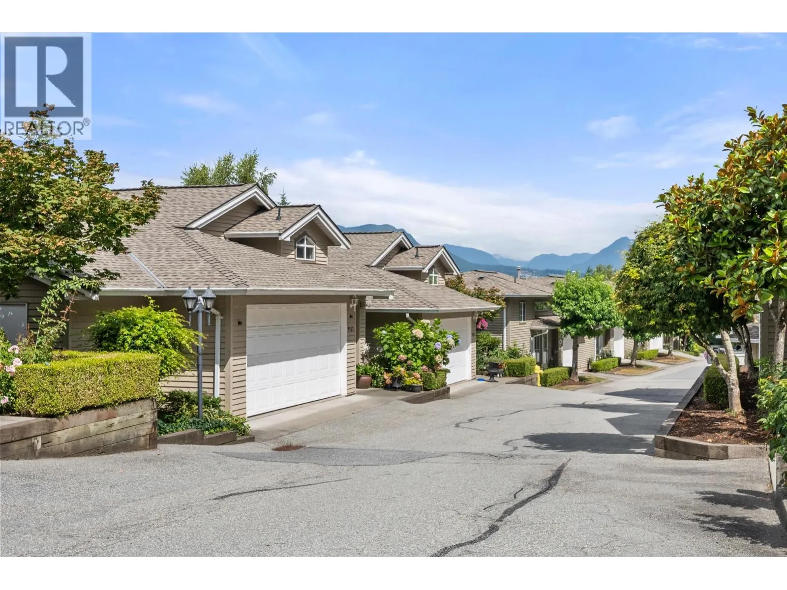 1137 BENNET DRIVE